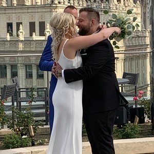 Meet your Posher, Claudia